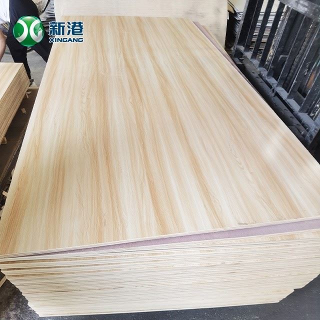 22mm Thickness Surface Wood Grain Melamine Paper High Strength Plywood For Furniture